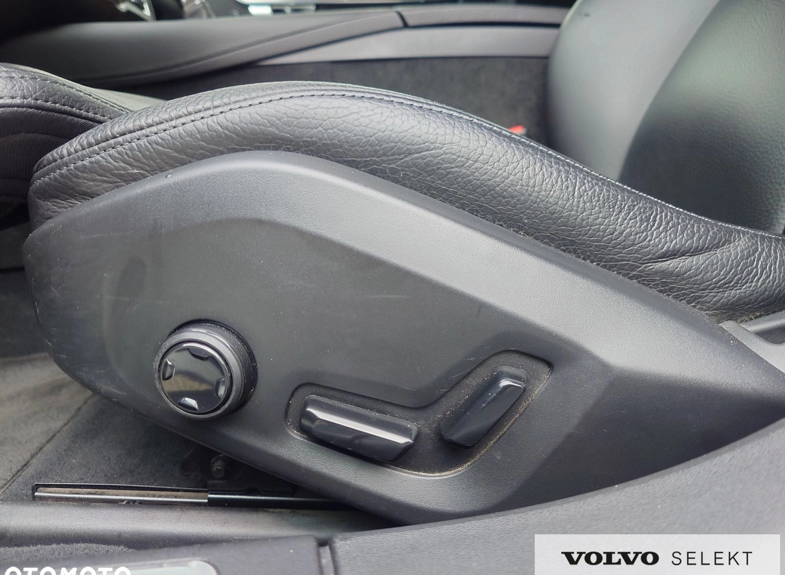 Volvo V90 cena 109900 przebieg: 116000, rok produkcji 2017 z Bobowa małe 631